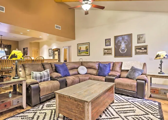 Furnished Balcony W/ Fire Pit: Pinetop Mtn Escape! Indian Pine