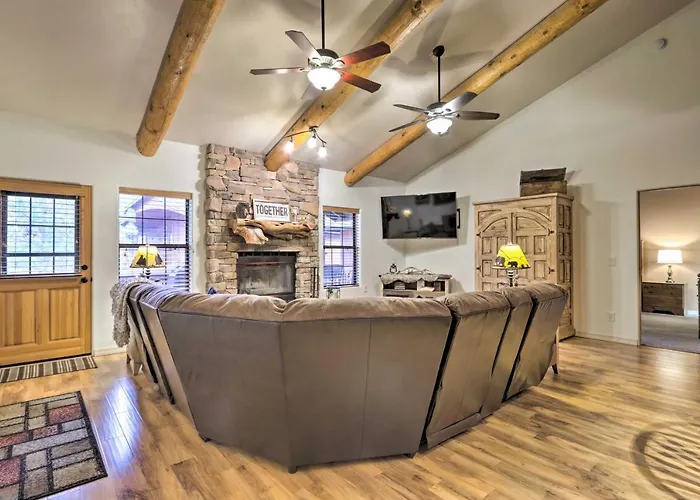 Furnished Balcony W/ Fire Pit: Pinetop Mtn Escape! * Indian Pine