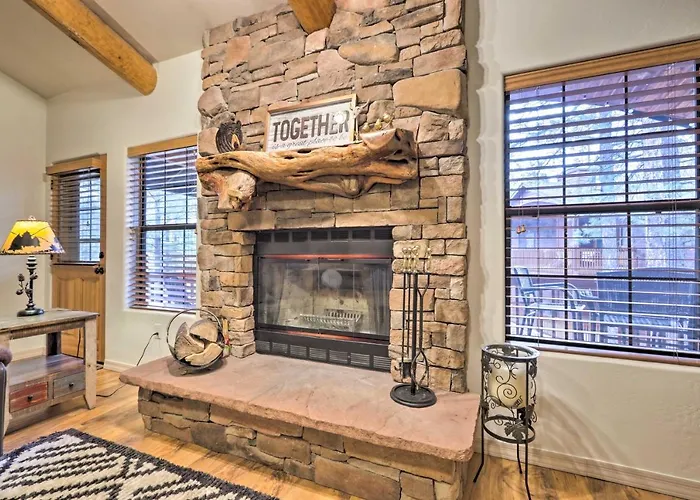 Holiday home Furnished Balcony W/ Fire Pit: Pinetop Mtn Escape!